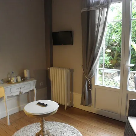 Penzion L'hortensia Blanc